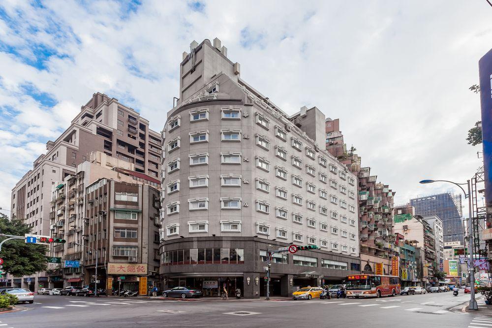 華麗大飯店ferrary Hotel Тайпей Екстериор снимка