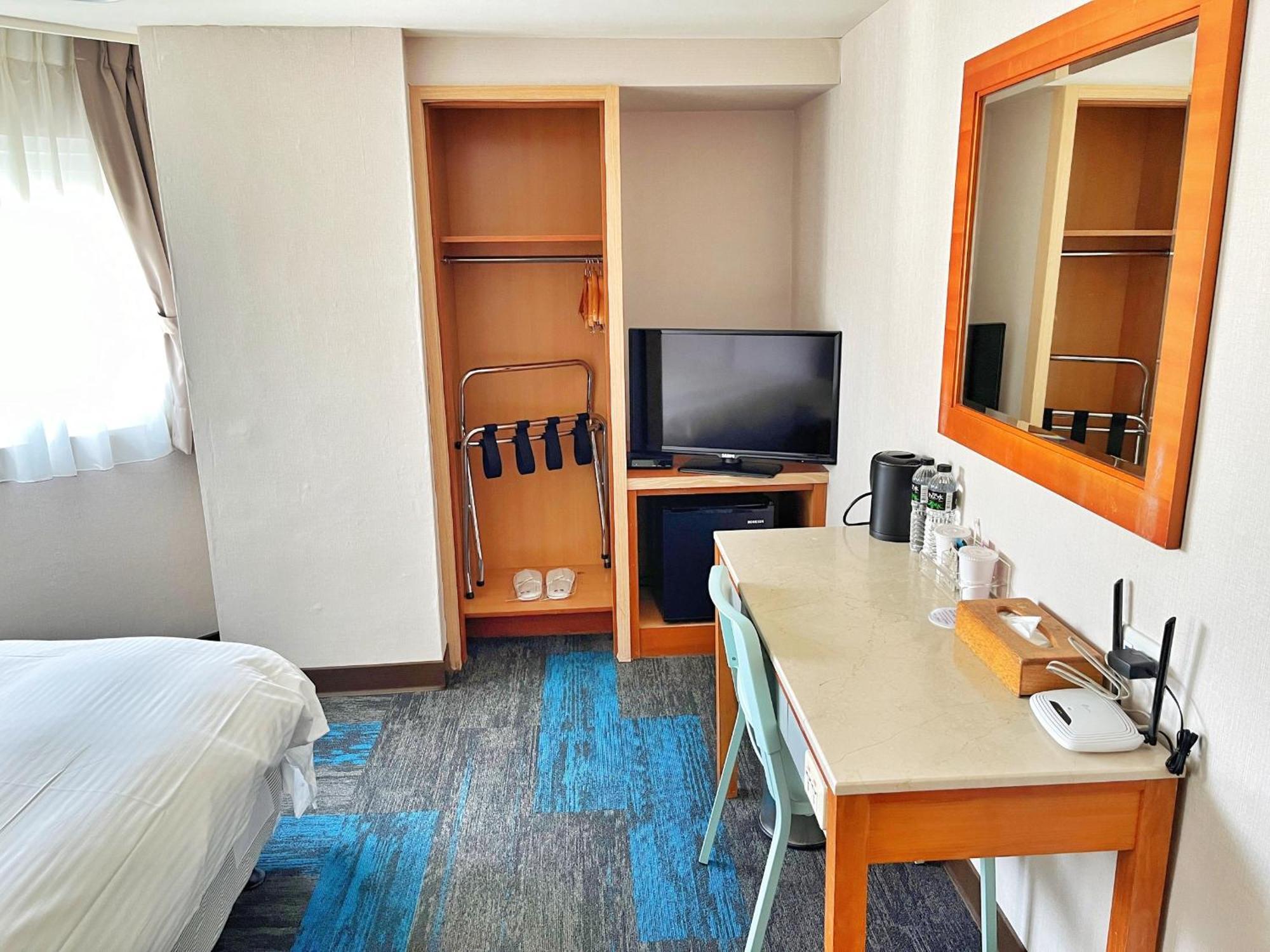 華麗大飯店ferrary Hotel Тайпей Екстериор снимка