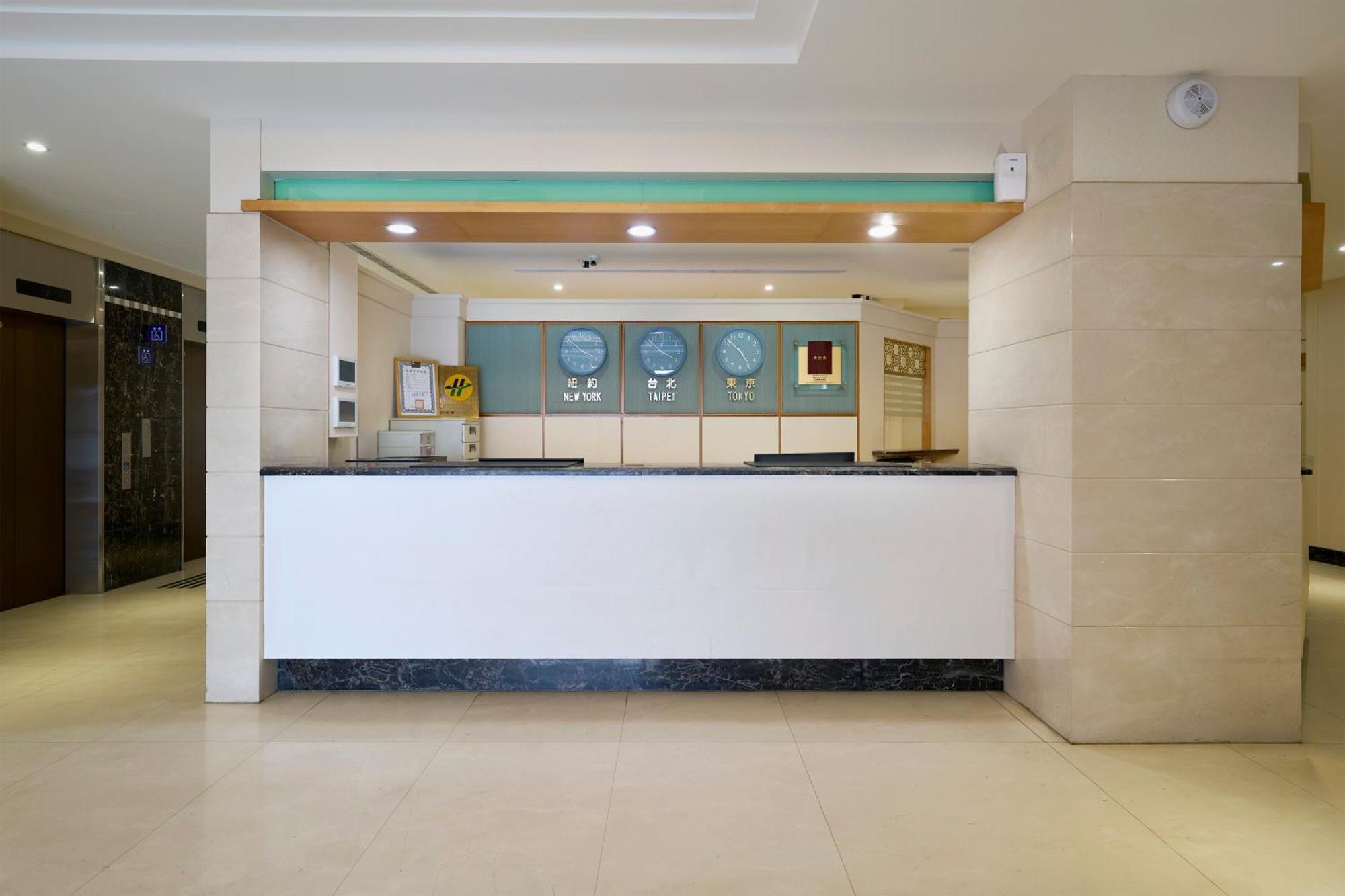 華麗大飯店ferrary Hotel Тайпей Екстериор снимка
