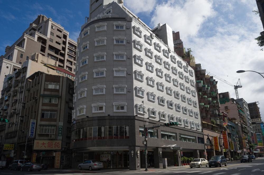 華麗大飯店ferrary Hotel Тайпей Екстериор снимка