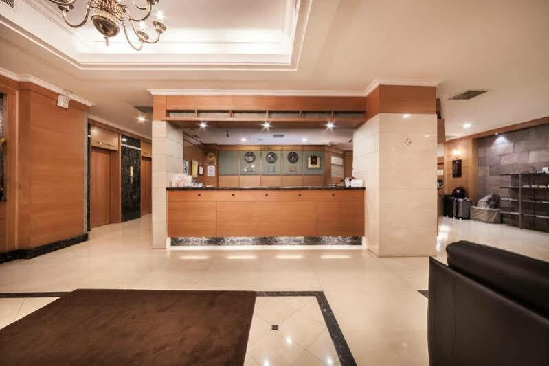 華麗大飯店ferrary Hotel Тайпей Екстериор снимка