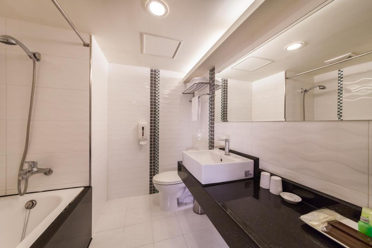 華麗大飯店ferrary Hotel Тайпей Екстериор снимка