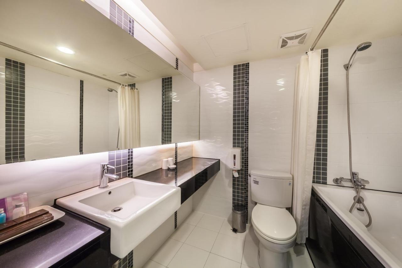 華麗大飯店ferrary Hotel Тайпей Екстериор снимка